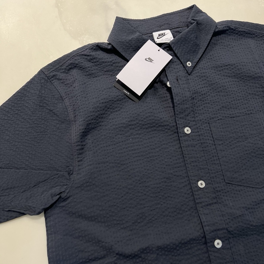 Nike Life Men's Seersucker Short Sleeve Button Down Shirt Anthracite FN3222 XS